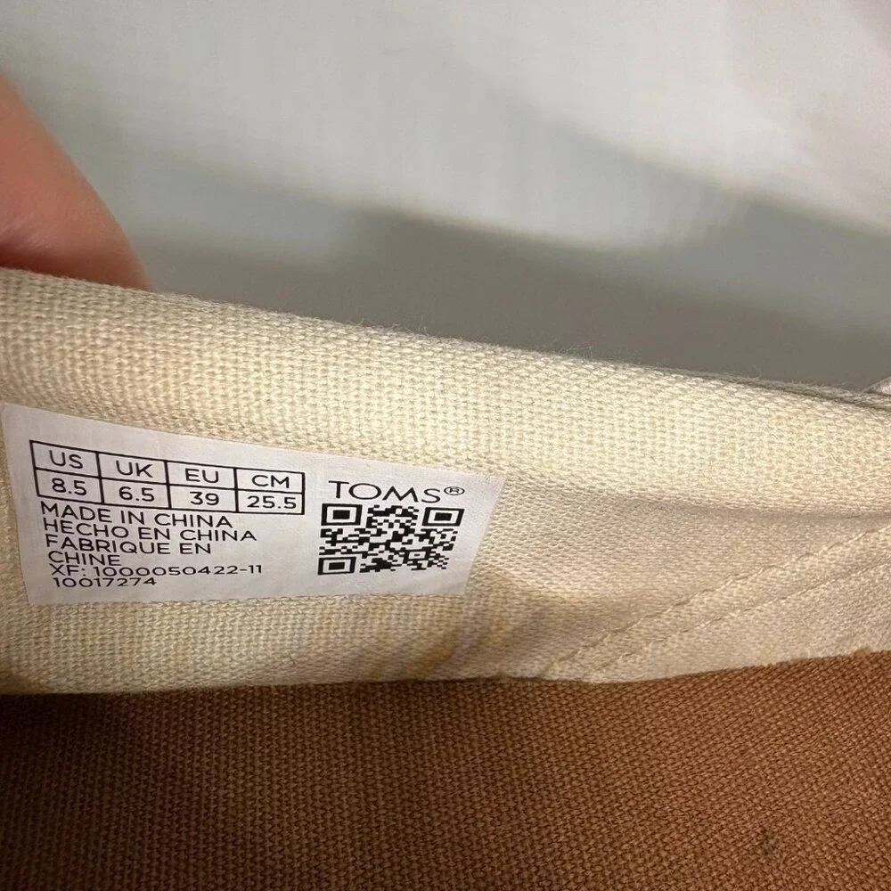 TOMS‎ Slip On Casual Shoes Womens Size 8.5 Canvas Beige Comfort Sneakers Neutral - Picture 6 of 9